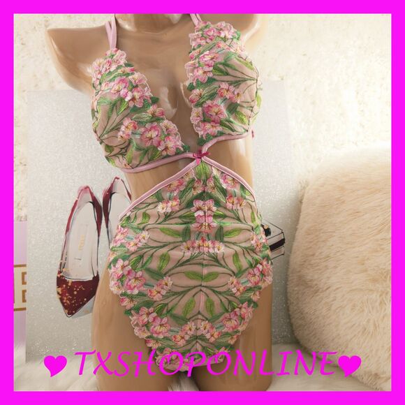 💗👙Victoria's Secret Dream Angels lily embroidery triangle teddy👙💗 - Picture 1 of 8